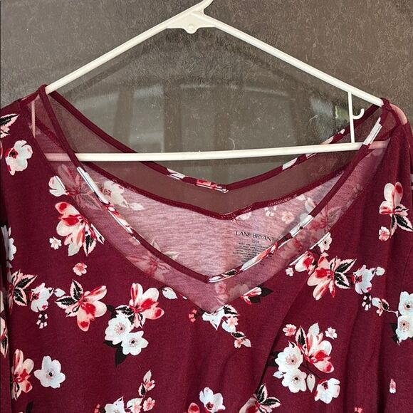 Lane Bryant Women’s Floral Burgundy Red Long Sleeve Top Size Mesh Neckline 22/24 - Picture 5 of 6